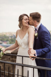 Verliebtes Brautpaar in Meißen - Hochzeitsfoto
